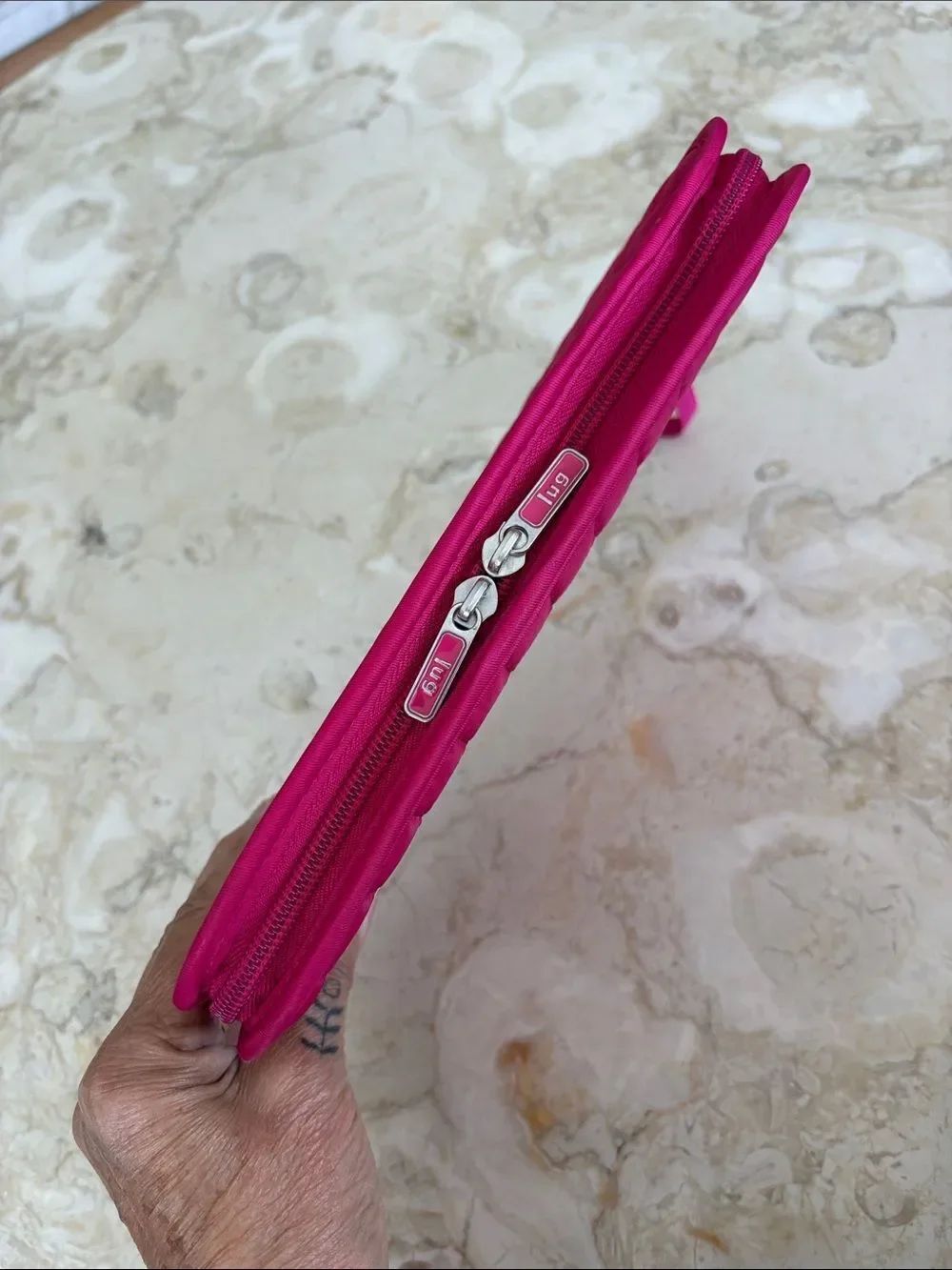 Lug Tango Travel Organizer Quilted Nylon Wallet Pink - Picture 5 of 9